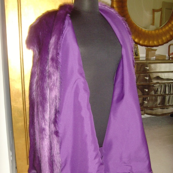 Fabulous Faux Fur Swing Style Vest Long Pile) - Picture 15 of 16